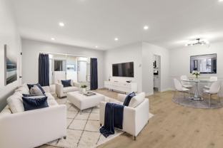 (EL/EU/YO:B) 325 S. Rexford Drive - Photo 1 of 1