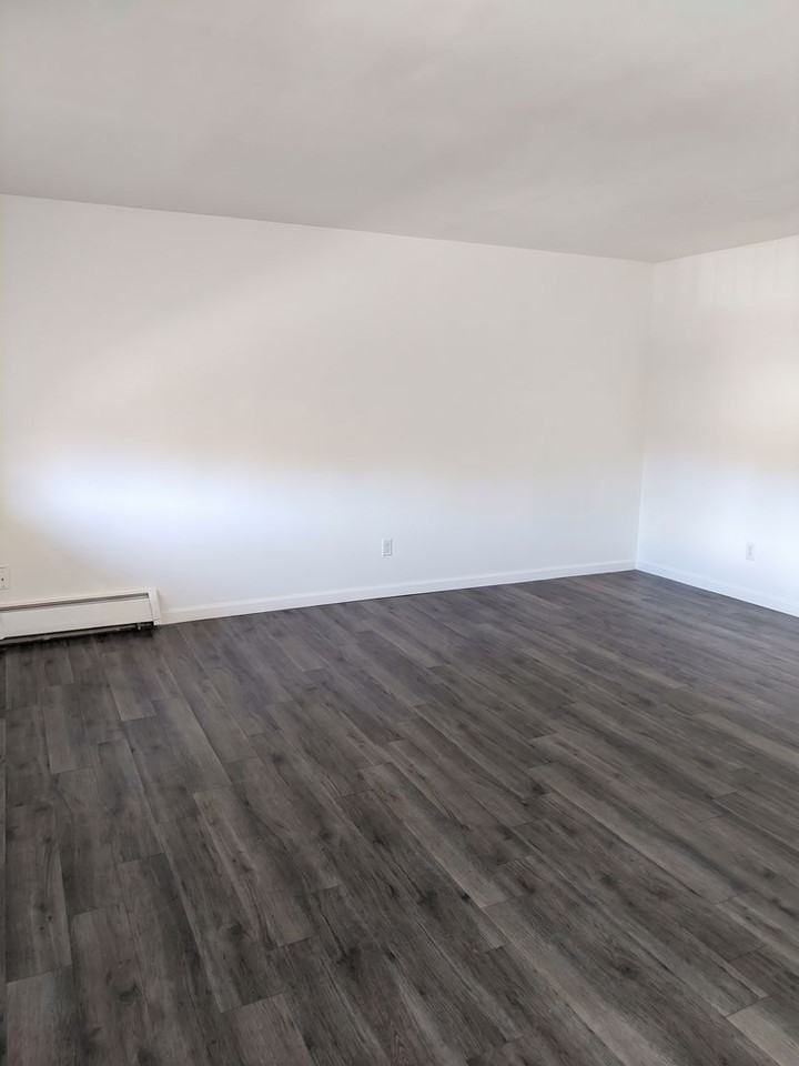 Peak Elevation Apartments - Photo 4 of 20