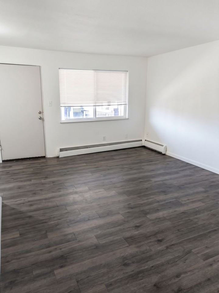 Peak Elevation Apartments - Photo 6 of 20
