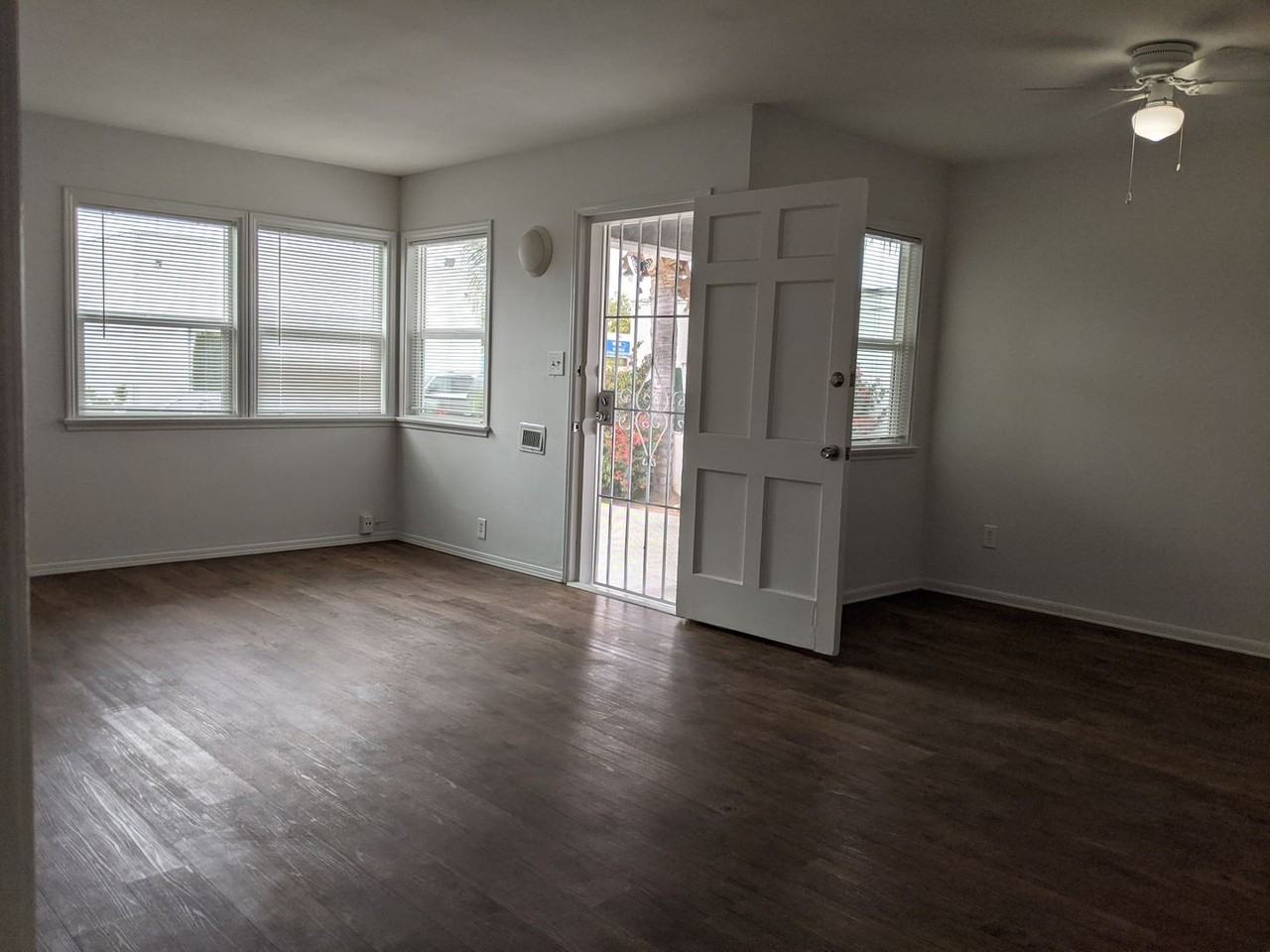 123 S Lime St - Photo 5 of 12