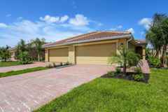 2599 Vine Ave - Photo 1 of 1
