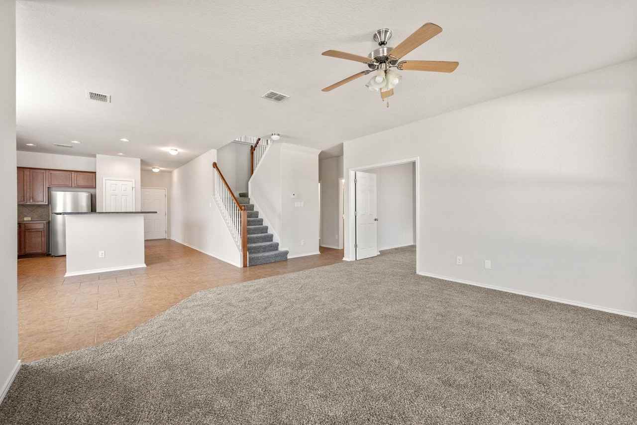 7607 Helios Rise - Photo 6 of 22