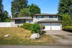 featured image of 806 S Adams Rd