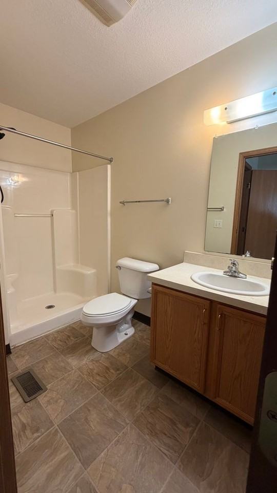 1040 Steeplebush Dr - Photo 5 of 13