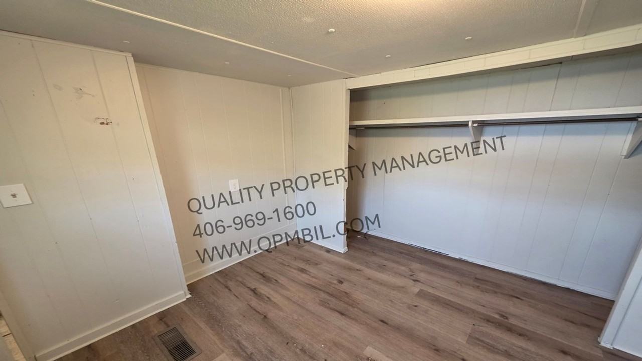 3955-3956 BLUEBIRD MOBILE CT - Photo 7 of 14