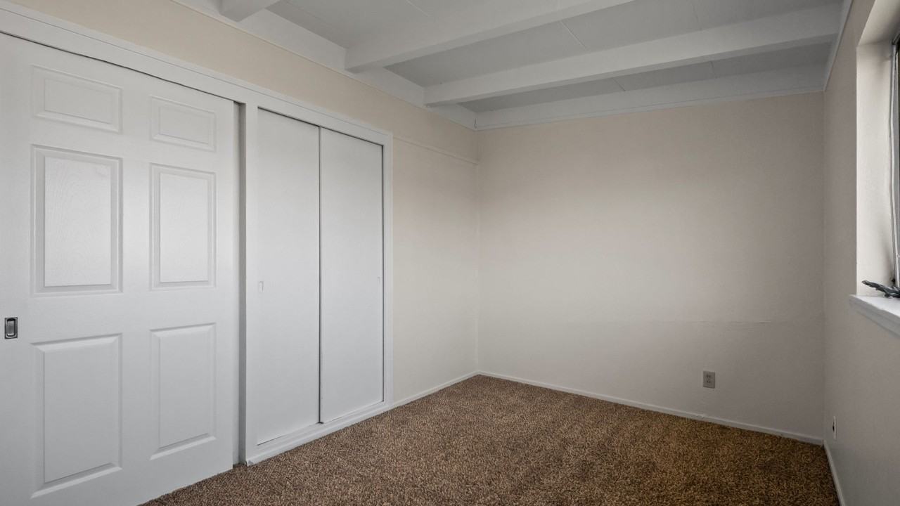 202 Arguello Ave - Photo 7 of 11