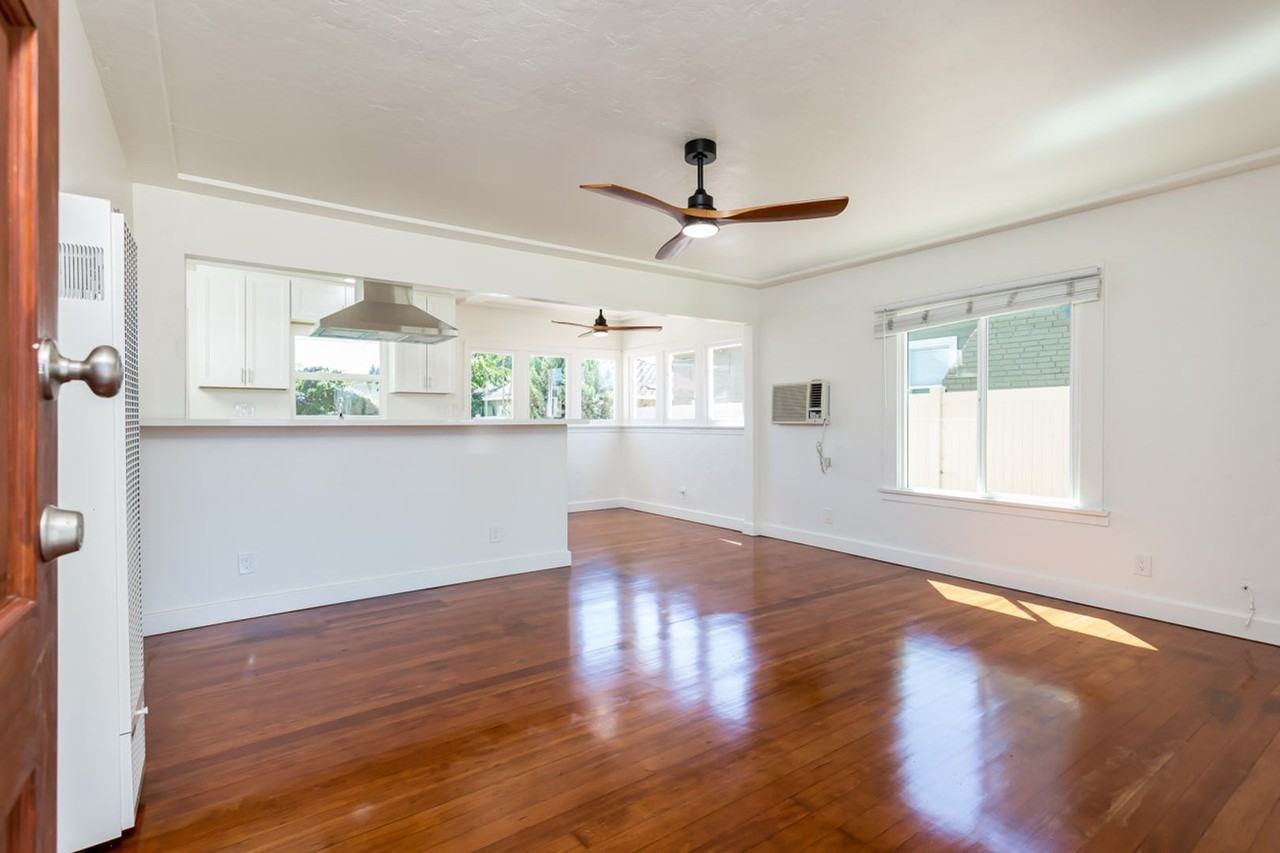 303 S Sunshine Ave - Photo 5 of 23