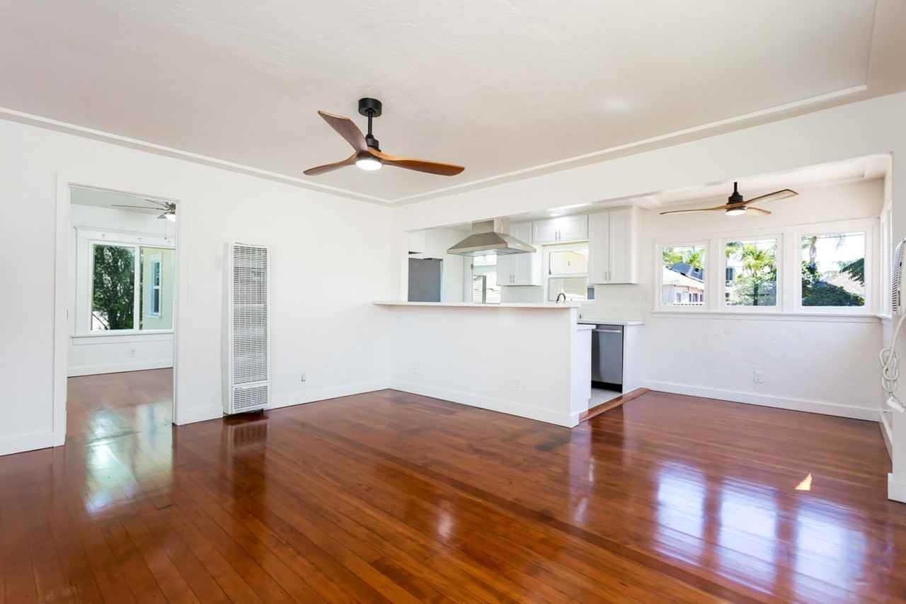 303 S Sunshine Ave - Photo 6 of 23