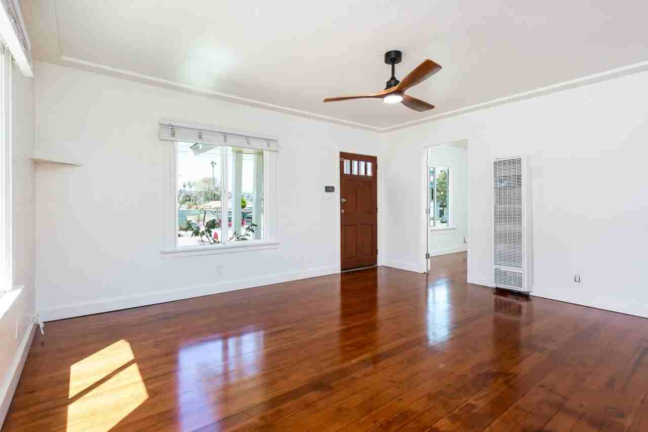 303 S Sunshine Ave - Photo 7 of 23