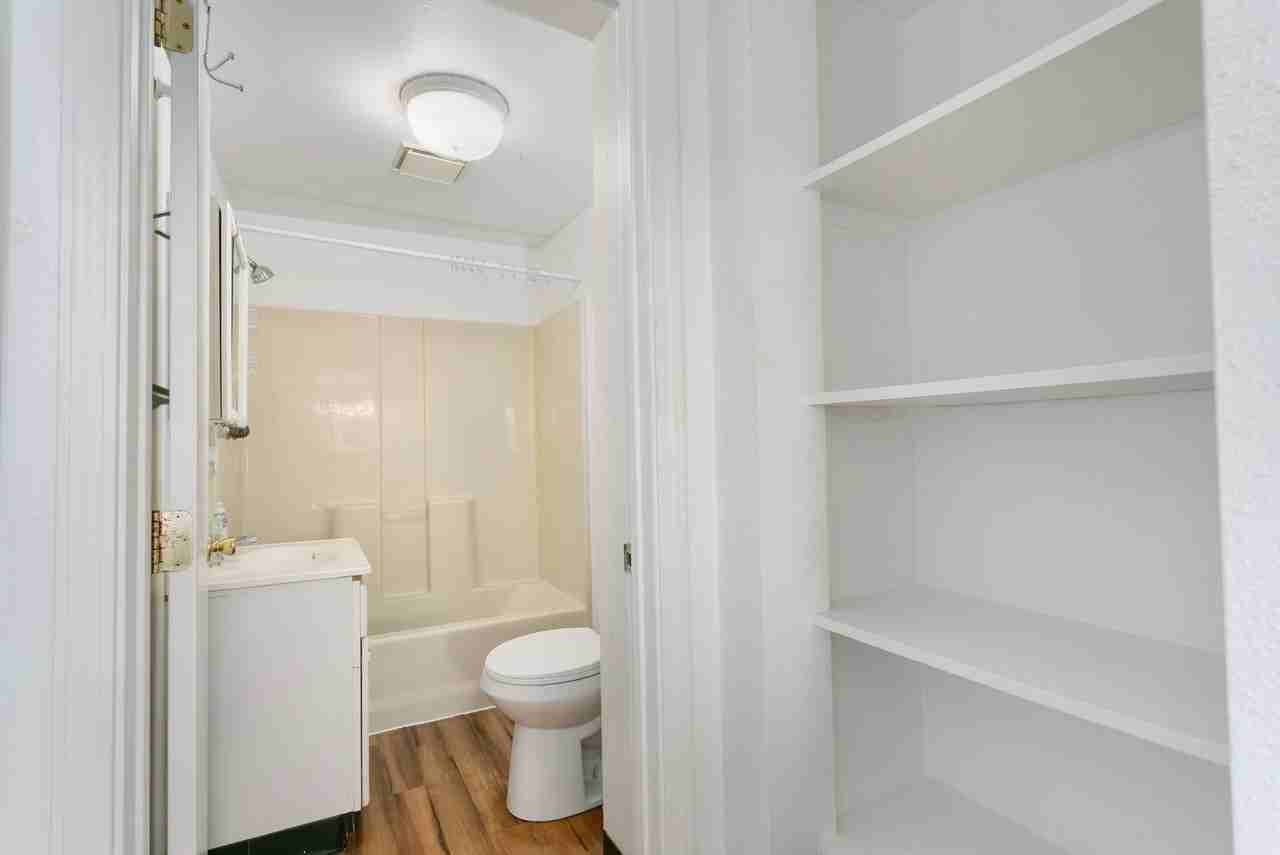 5413 South Puget Sound Avenue - Photo 3 of 23