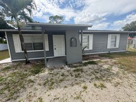 424 Valley Dr - Photo 1 of 1