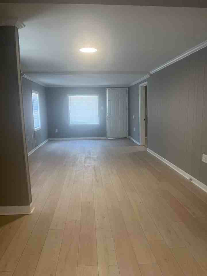 2114 W Long 17th St - Photo 5 of 10