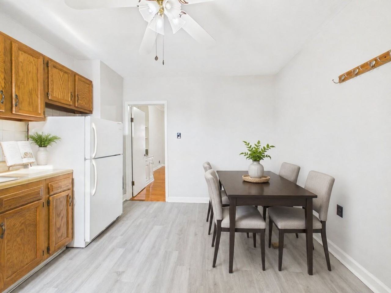 148 N 21st St - Photo 3 of 12