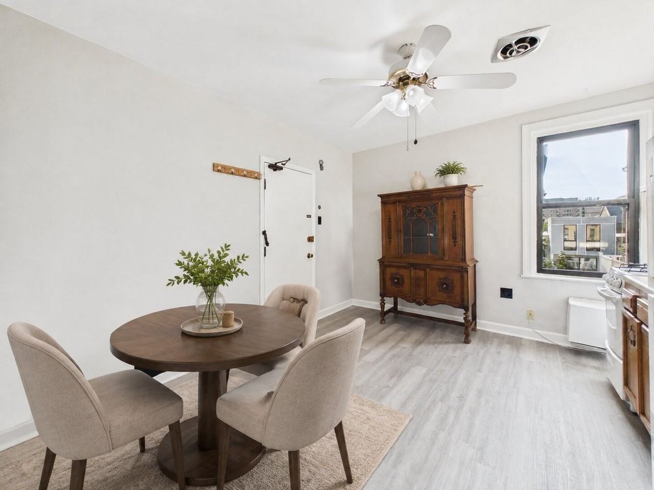 148 N 21st St - Photo 6 of 12