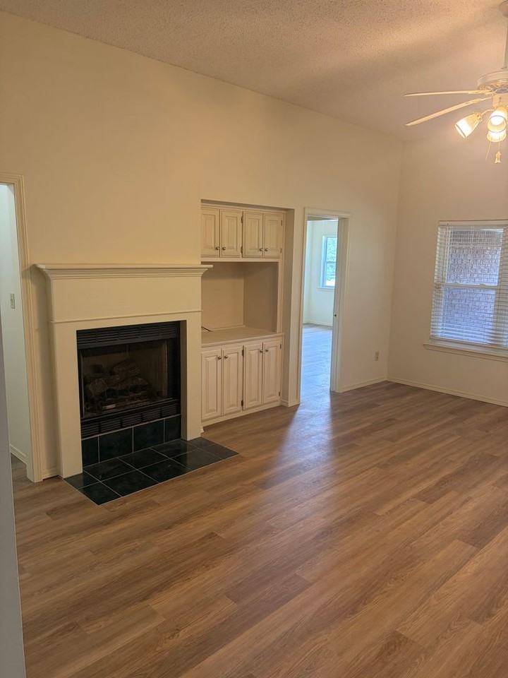 908 Aspen Ave - Photo 5 of 24