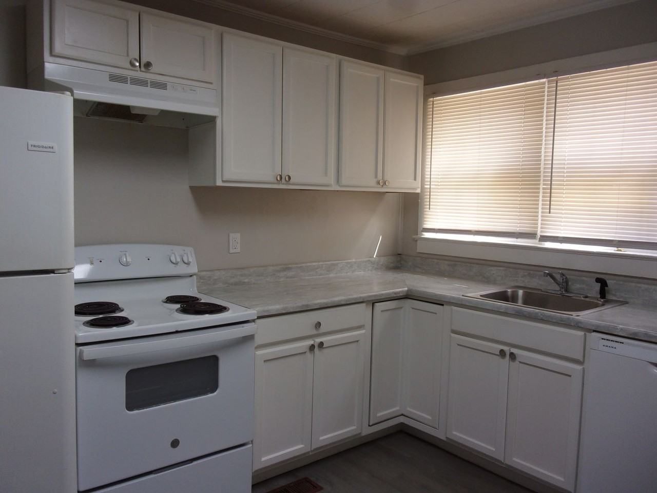 1050 Ebenezer Avenue Ext #1050 - Photo 4 of 13