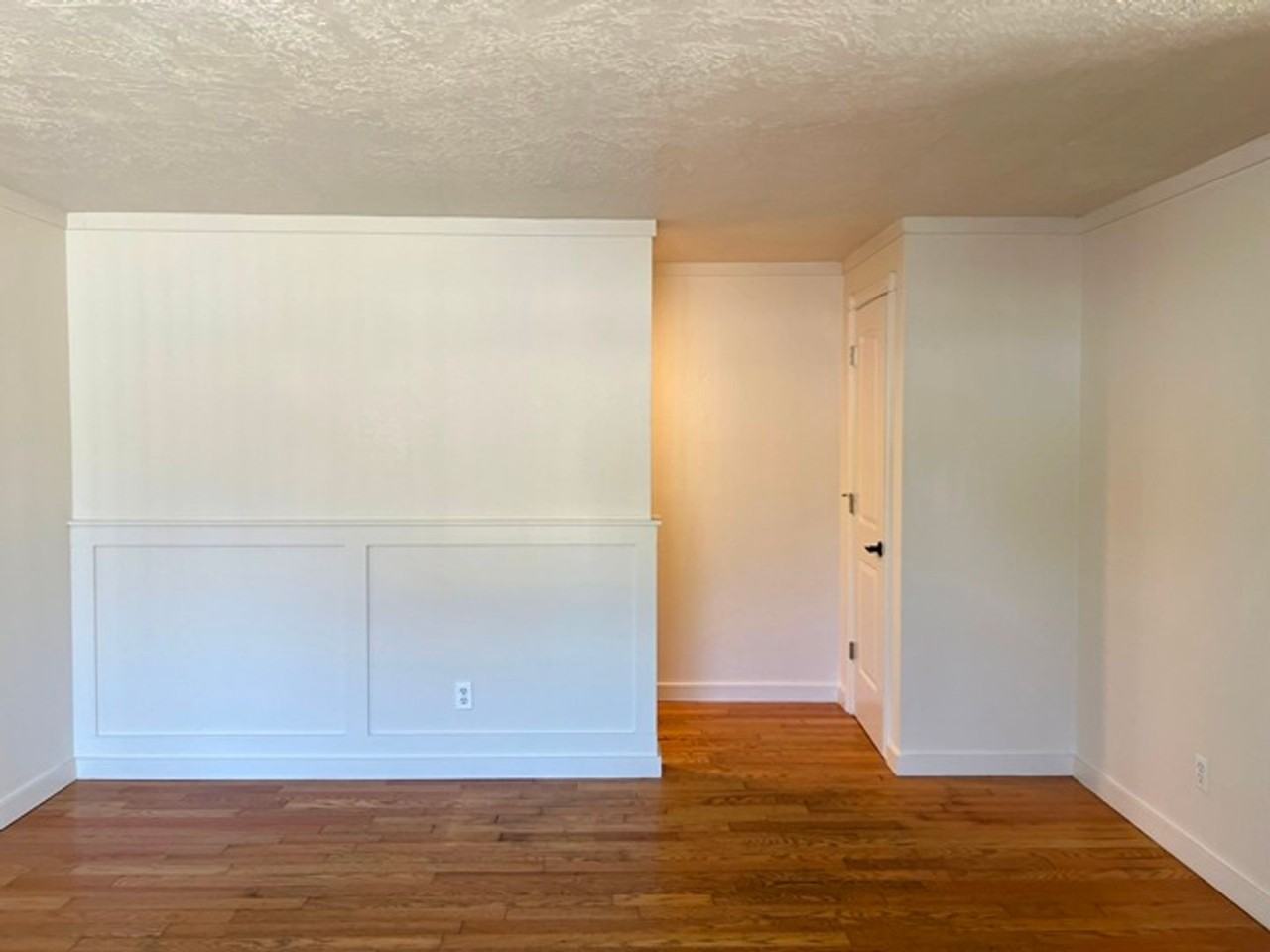 1274 E Santiam St - Photo 2 of 29