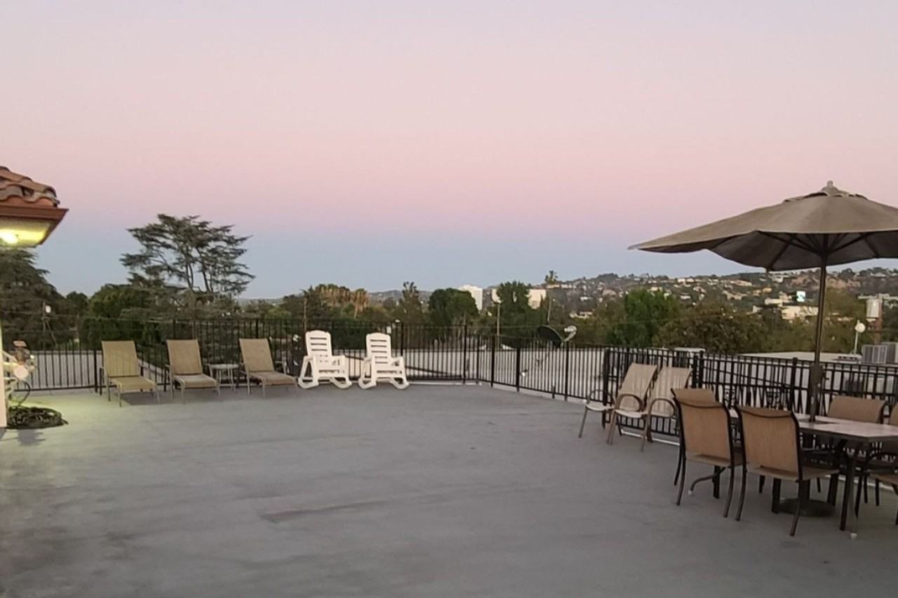 4742 Sepulveda Blvd - Photo 6 of 11