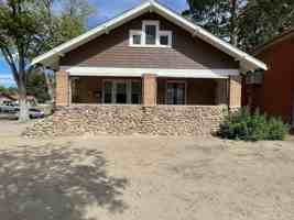 featured image of 1124 Lake Ave