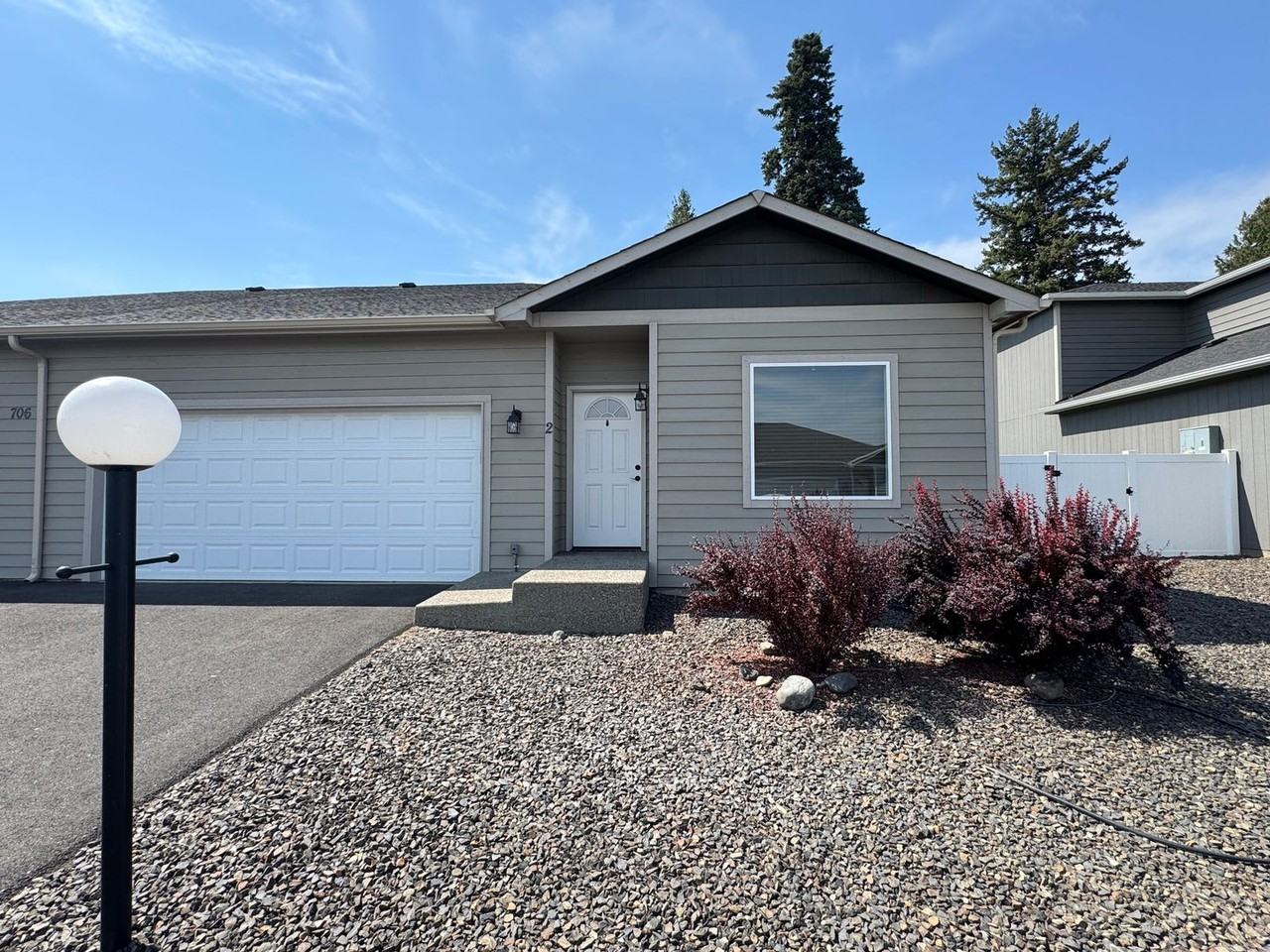 706 N 29th Ave - Photo 2 of 14
