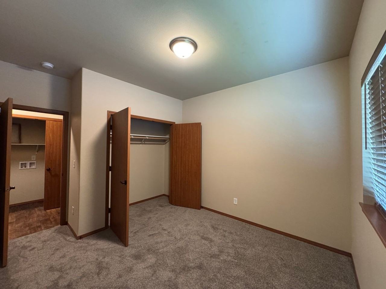 706 N 29th Ave - Photo 6 of 14
