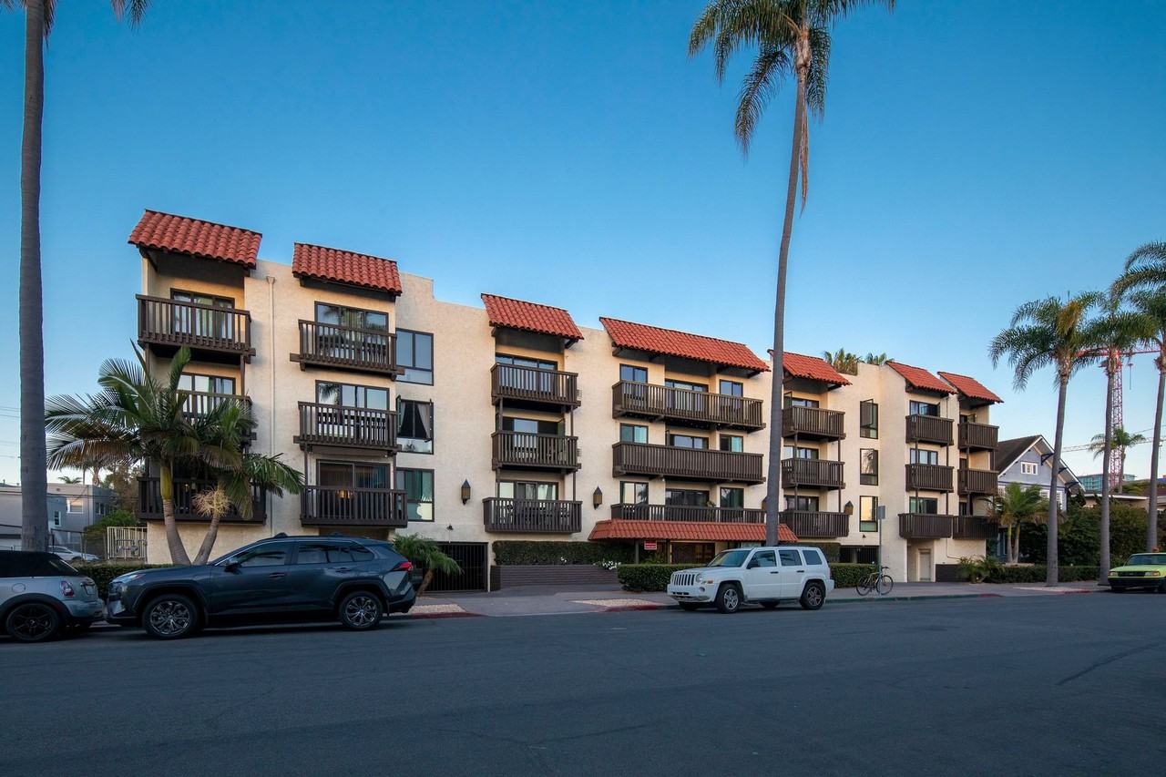 Villa Capri Apartments - Photo 4 of 4