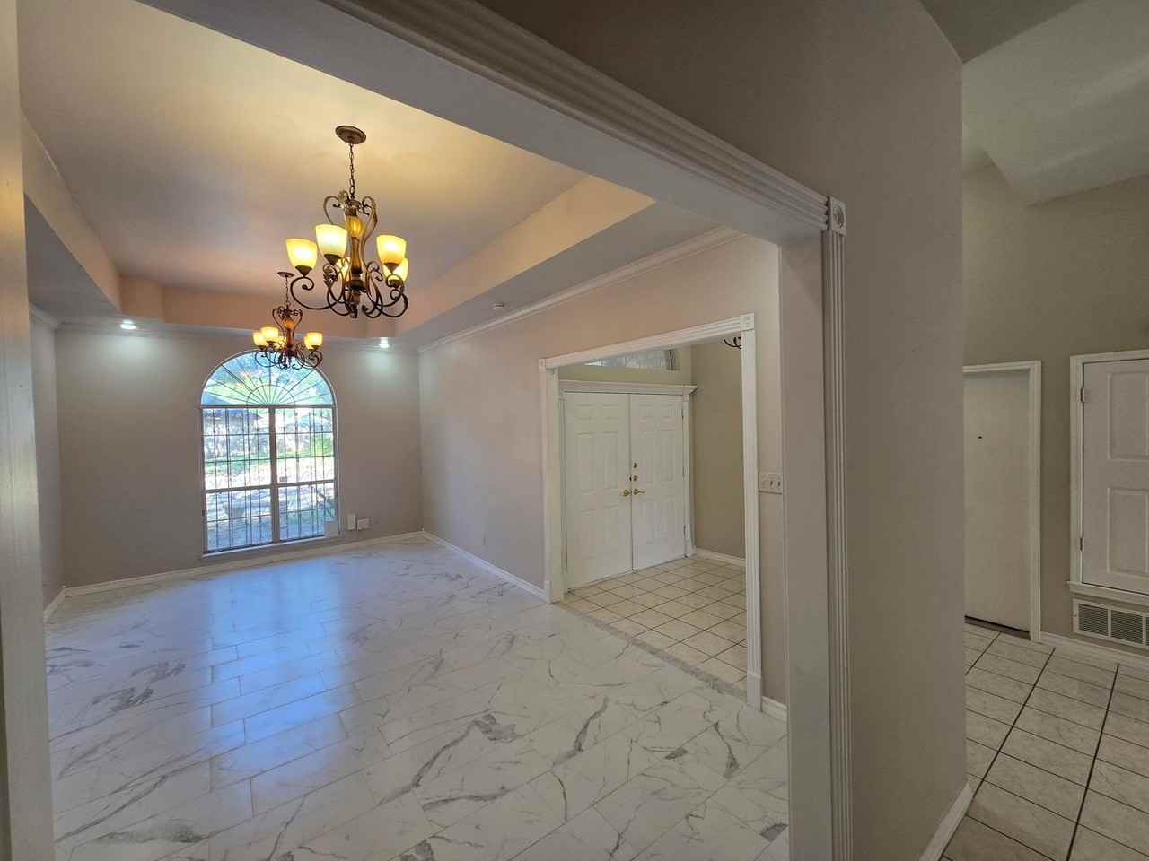 8802 Crossview Loop - Photo 4 of 27