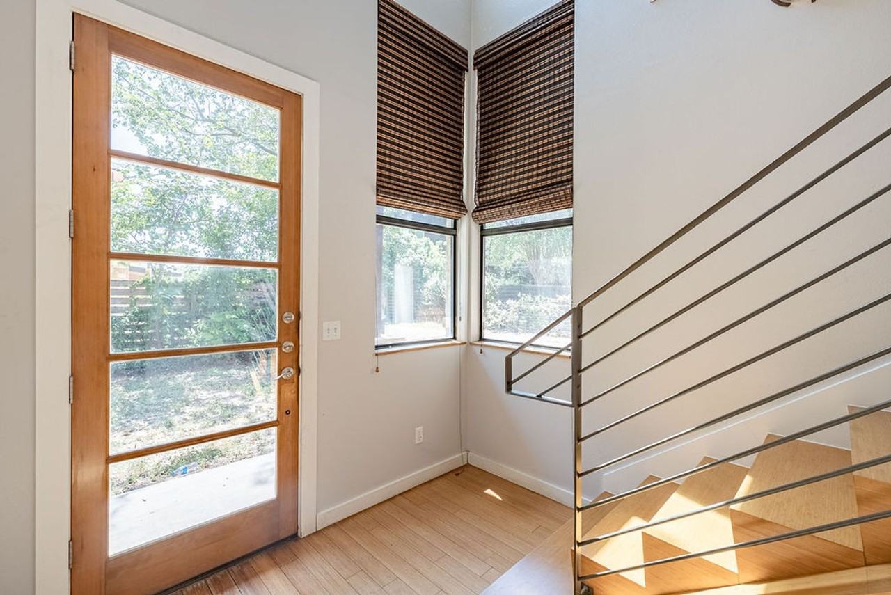 308 Terrace Dr #B - Photo 5 of 25