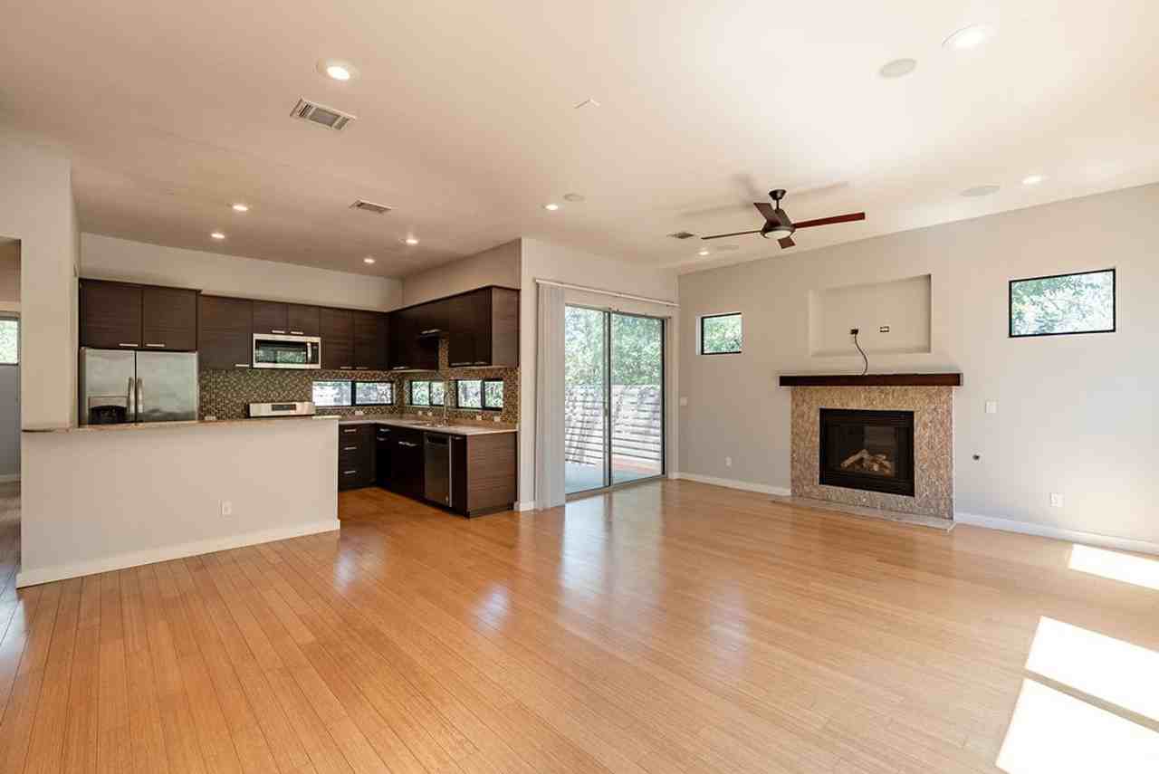 308 Terrace Dr #B - Photo 6 of 25