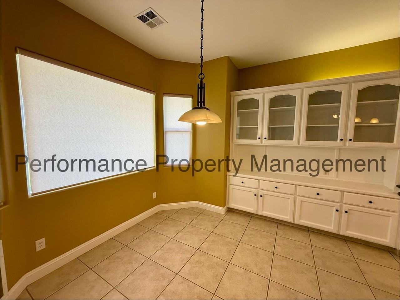 12520 Crown Crest Dr - Photo 6 of 25