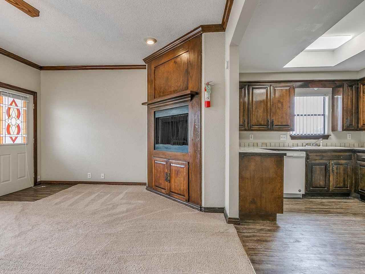 Eagle Crest Apartments - Photo 7 of 50