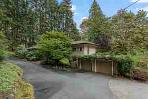 featured image of 23607 3rd Ave Se