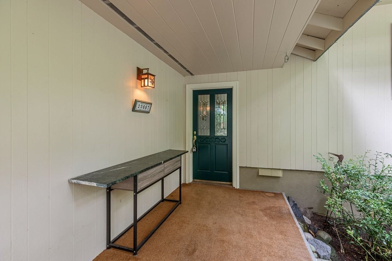 23607 3rd Ave Se - Photo 3 of 25