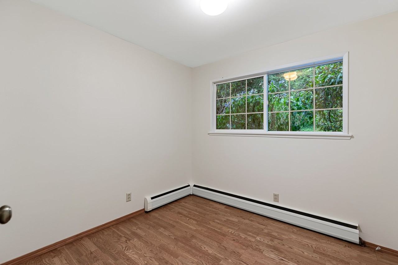 23607 3rd Ave Se - Photo 7 of 25
