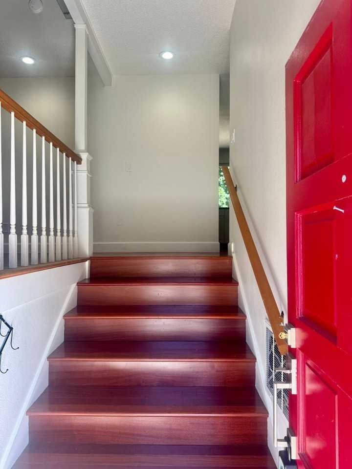 15054 Se Fairwood Blvd - Photo 2 of 18