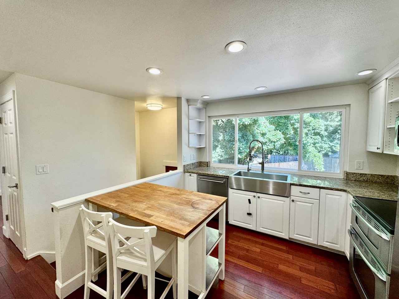 15054 Se Fairwood Blvd - Photo 5 of 18