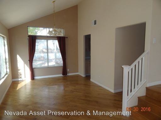 3685 Julius Ct - Photo 3 of 15