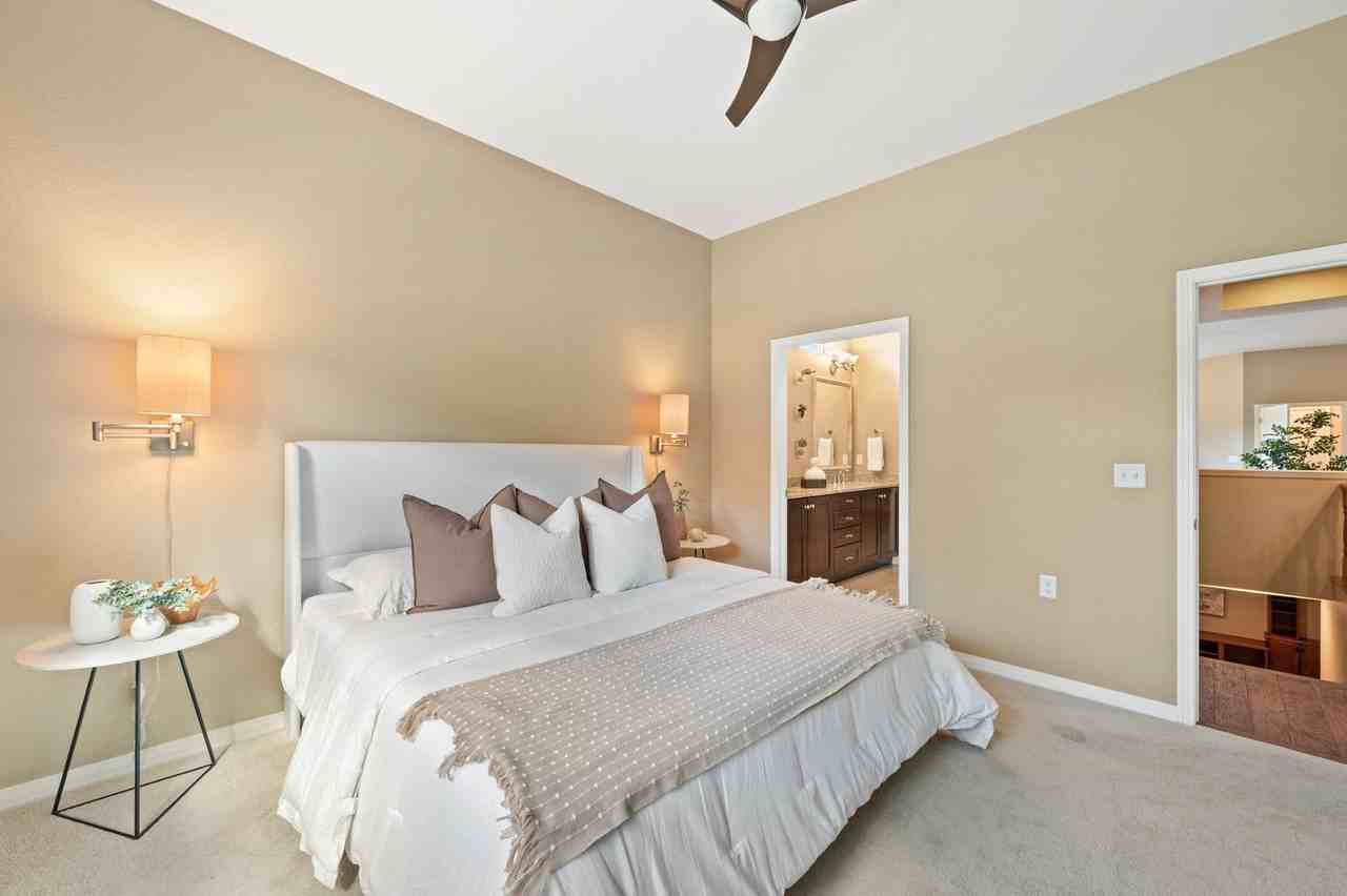 742 Meadowlark Ln - Photo 7 of 38