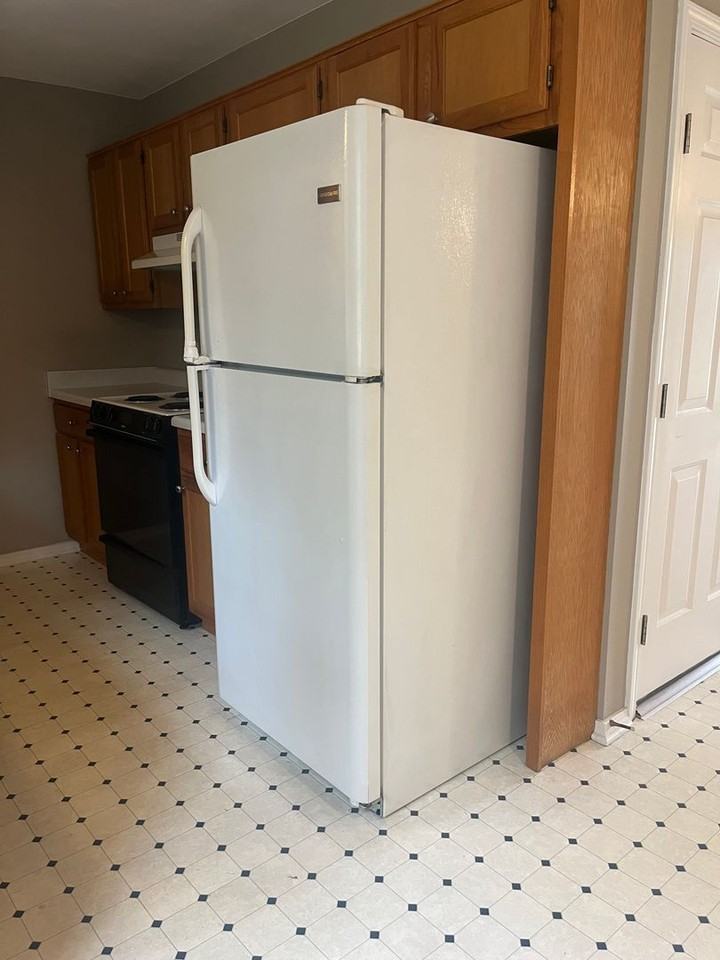 13900 Ridgecrest Dr - Photo 5 of 18