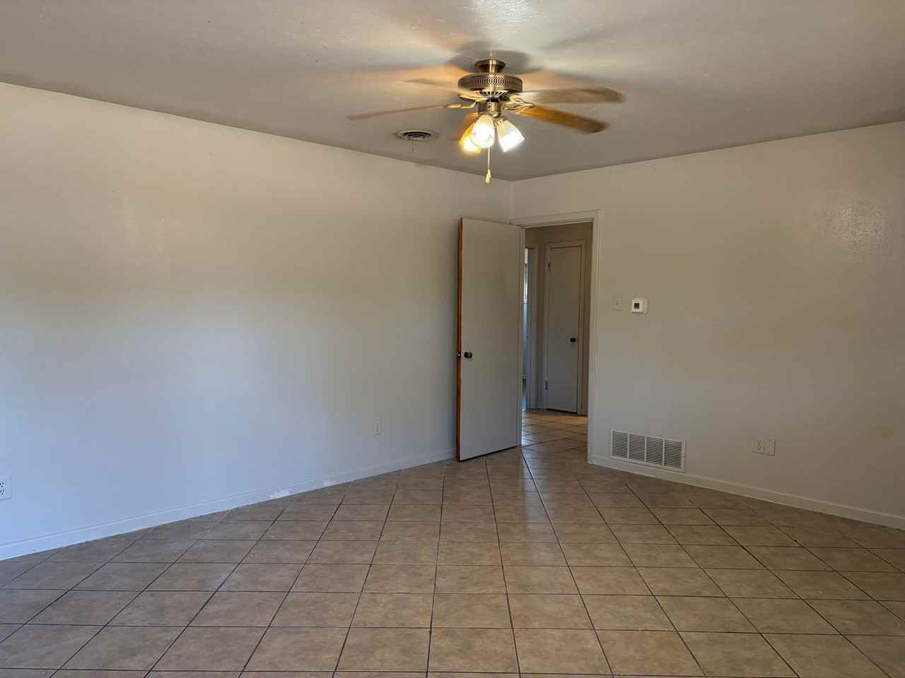 3614 36th St - Photo 3 of 36