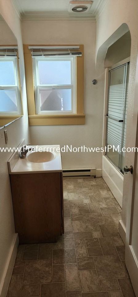 84 E 19th Ave - Photo 5 of 12