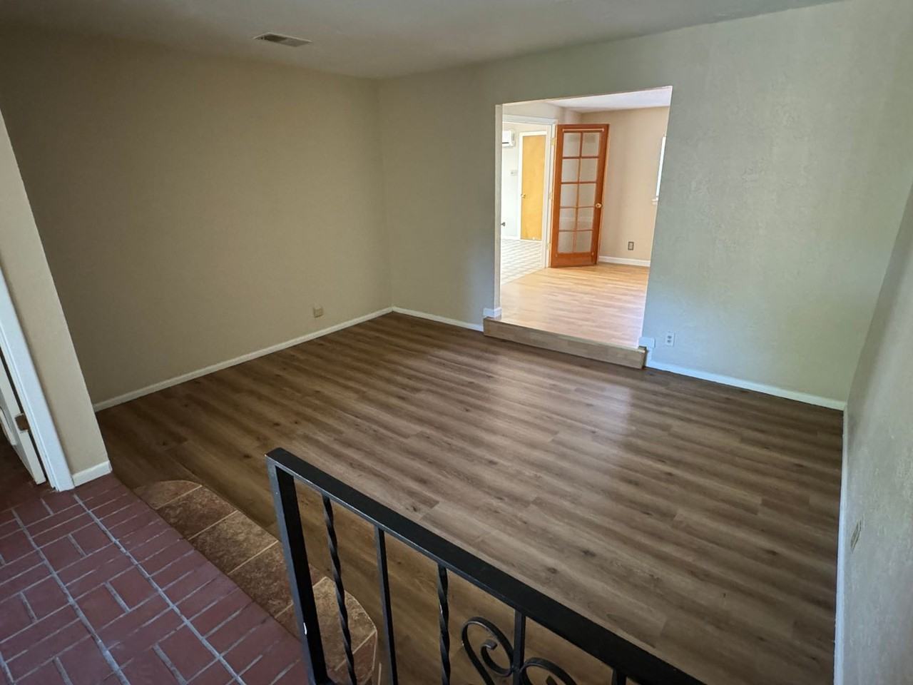 4708 Brookwood St Ne - Photo 4 of 26