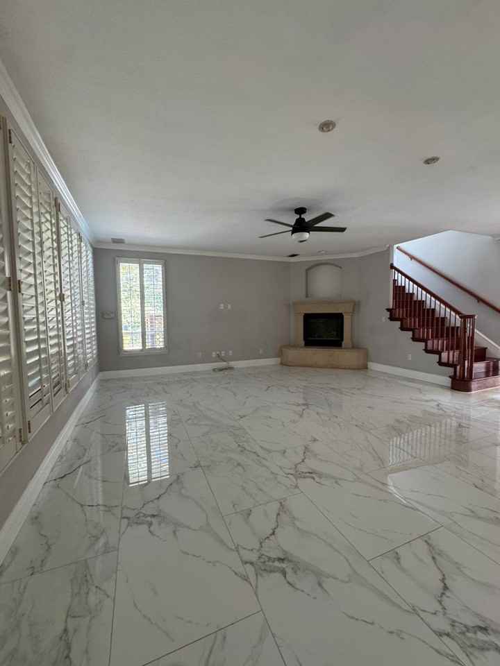 360 Allenwood Ct - Photo 4 of 19