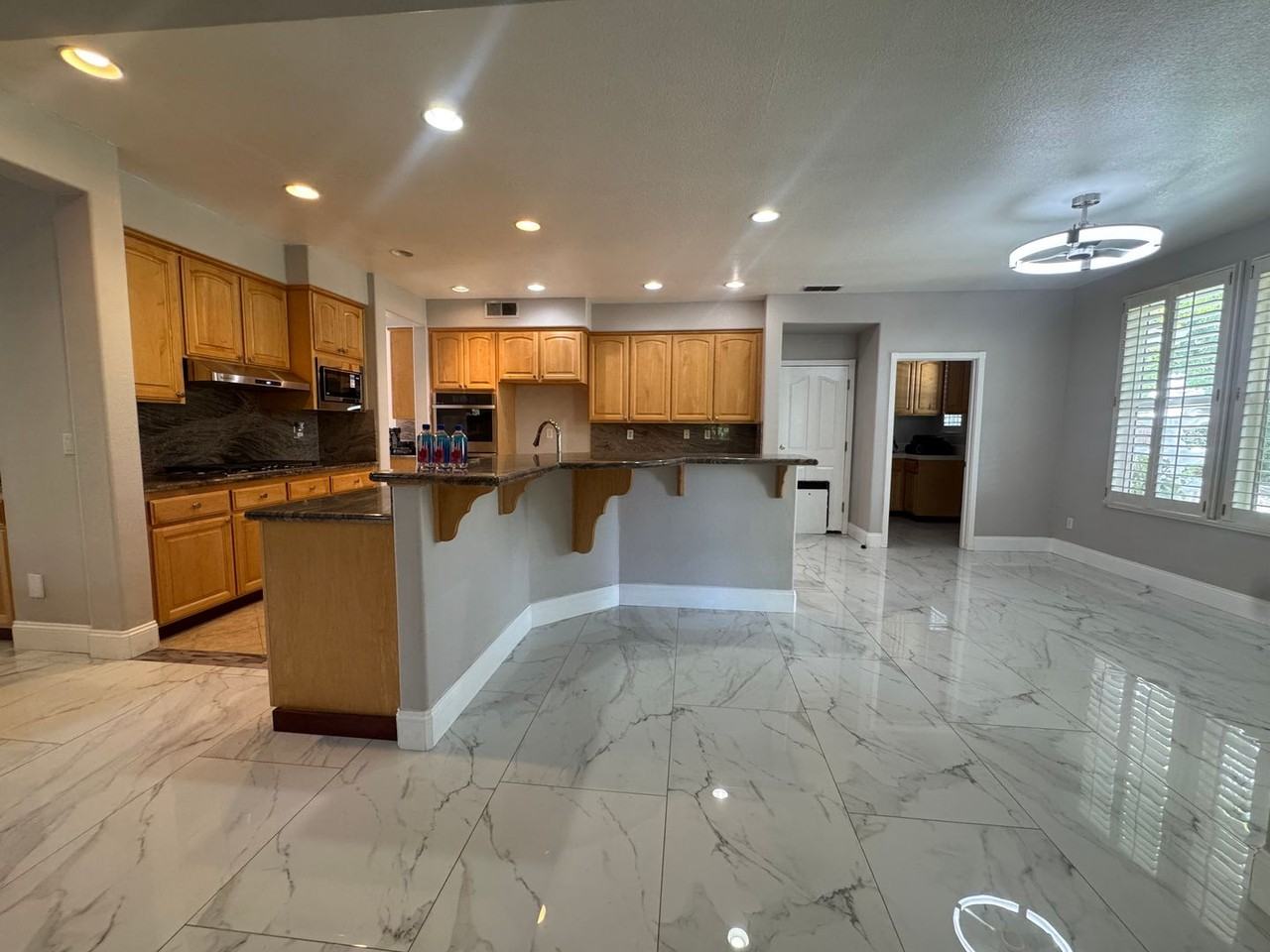 360 Allenwood Ct - Photo 5 of 19