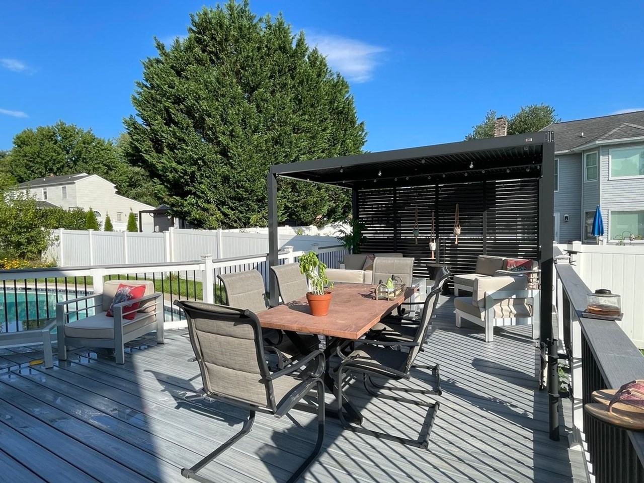 727 Macphail Ct S - Photo 7 of 23