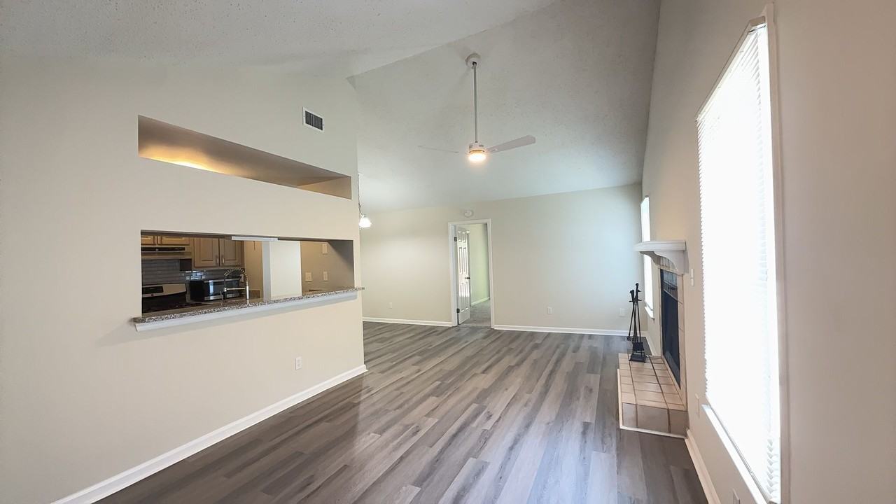 1158 Hillock Xing - Photo 7 of 16