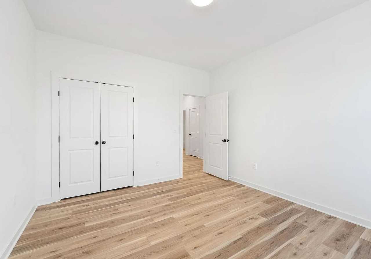 2436 S Pronghorn St - Photo 5 of 7