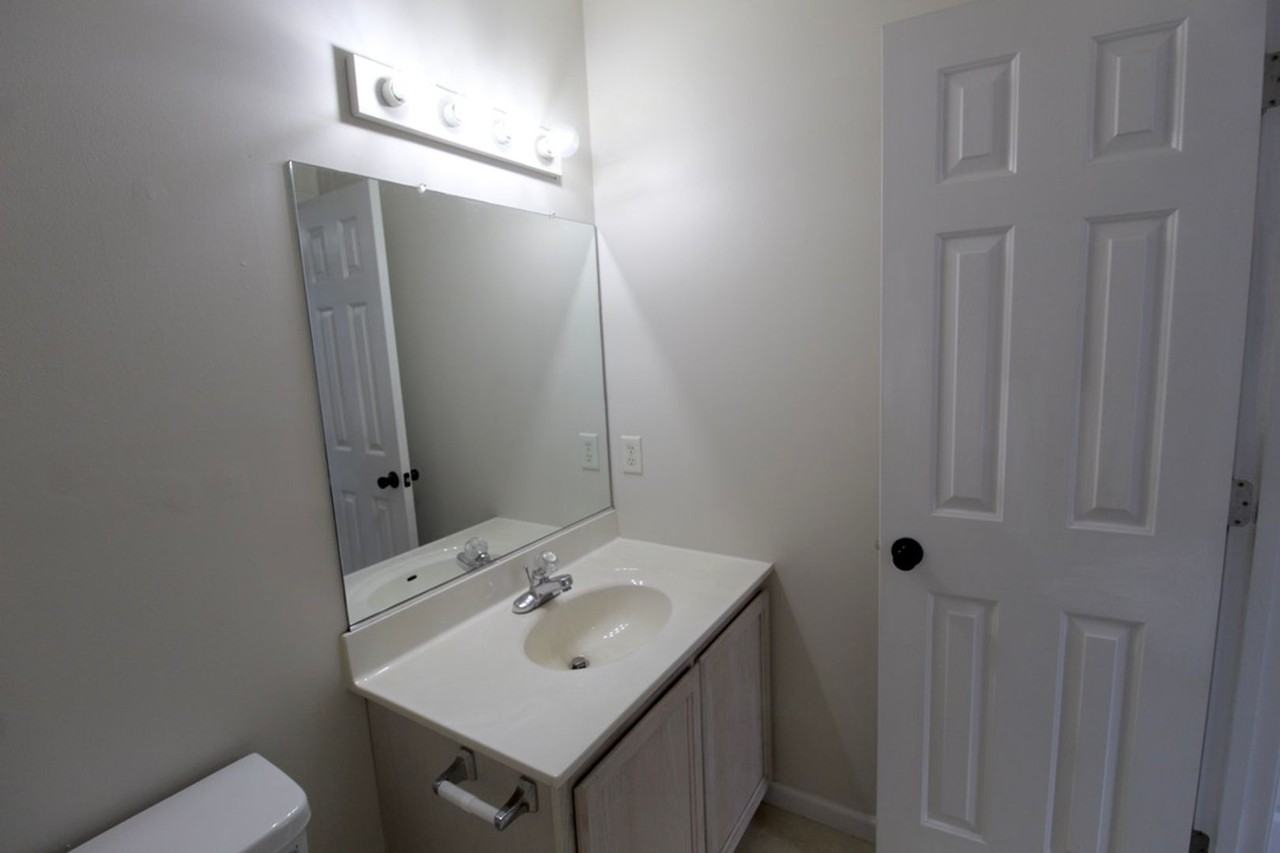 1334 Devon Ln - Photo 7 of 25