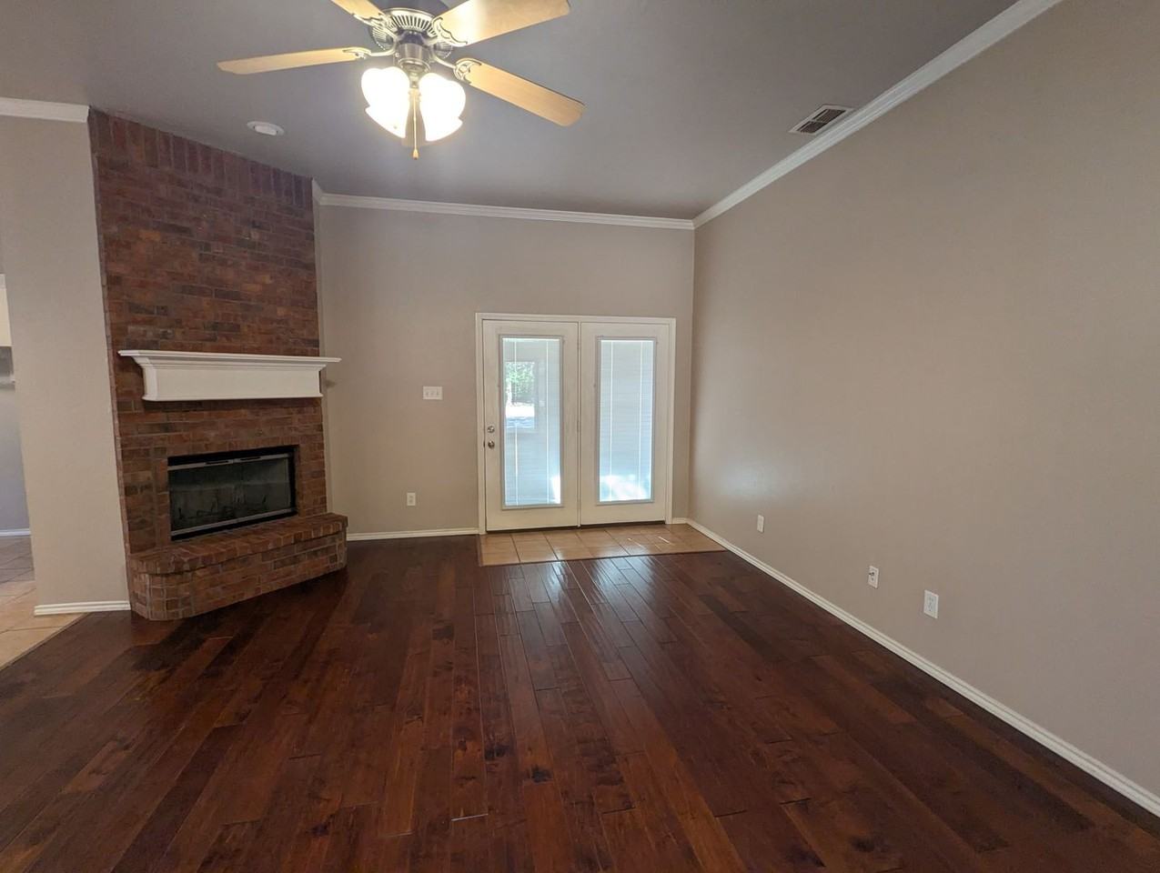 10812 Detroit Ave - Photo 3 of 31