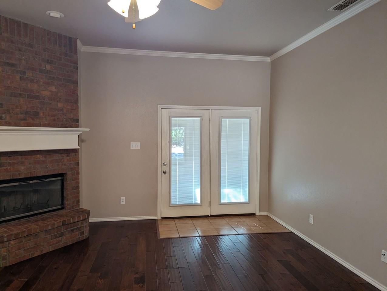 10812 Detroit Ave - Photo 6 of 31